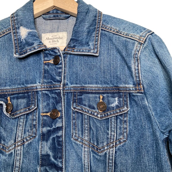 ABERCROMBIE & FITCH Classic Distressed Denim Jacket Size Small - Picture 5 of 13